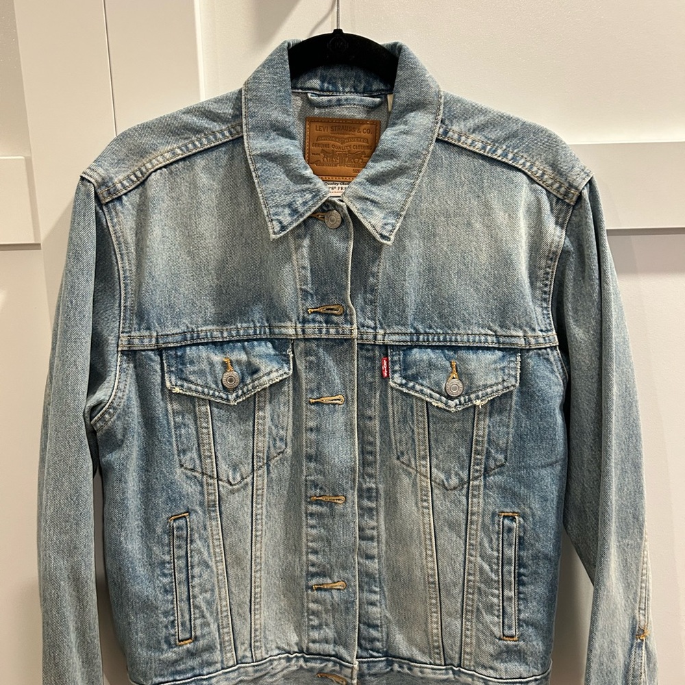 Levi's Women’s Trucker Denim Jacket